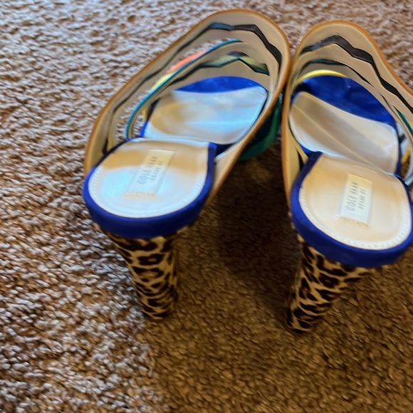 Women's slip on heeled sandals in a size 9M - Picture 5 of 5